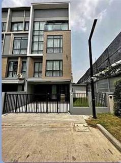 บ้าน แอสทาราเฮเว่น 3นอน4Bathroom 38 SQ.WA 16500000 บาท. ใกล้ เดอะไนน์พระราม9 ราคางาม บ้านใหม่