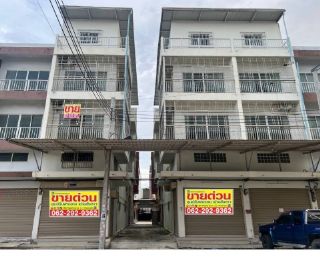 2 คูหาแปลงมุม 33 ตร.ว. 4.5 ชั้น ต่อเติมเต็มทุกชั้น แถมลิฟท์ พร้อมอยู่