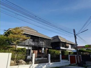 ขายบ้านเดี่ยว 2 หลังรวมกัน สันป่าเลียง หนองหอย