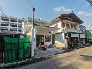 บ้าน 2 ชั้น หลังมช. ใกล้วัดอุโมงค์ ทำเลหอพัก  ขาย 6.5 ล้าน