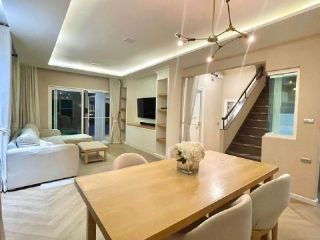 ให้เช่าบ้านเดี่ยว 2 ชั้น 51 ตรว 3 ห้องนอน โครงการมัณฑนา อ่อนนุช-วงแหวน 5 ติดถนนวงแหวน ใกล้เมกะบางนา