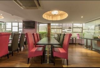 โรงแรม โรงแรมอ่อนนุช พื้นที่ =  20 ตร.ว. 1 NGAN 0 RAI 45 นอน 50 Bathroom 380000000 THB   G O O D! -