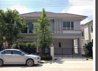 ให้เช่าบ้านเดี่ยว 2 ชั้น ไลฟ์ บางกอก บูเลอวาร์ด วงแหวน  พระราม 9 เขตสะพานสูง