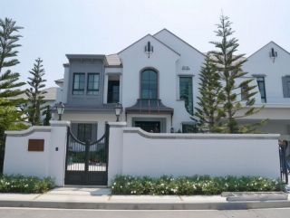U28A ขาย บ้านหรู 2 ชั้น หมู่บ้านนันทวัน พระราม 9-กรุงเทพกรีฑาตัดใหม่ , บ้านหลังมุมขนาด  178 ตารางวา