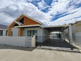 บ้านใหม่สร้างเสร็จพร้อมอยู่+เฟอร์นิเจอร์ตกแต่งครบ  ท่ารั้ว ดอยสะเก็ด จ.เชียงใหม่