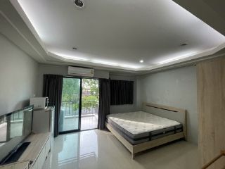ให้เช่าอมรคอนโดบ่อวิลบุรี **5000**พร้อมเฟอร์  ** 0616232287 **0934156362