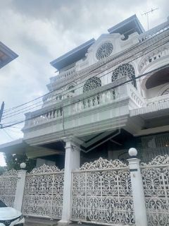 ขาย(Ekkamai Villas)อาคาร 4 ชั้น แขวงคลองตันเหนือ เขตวัฒนา กรุงเทพฯ