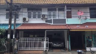 ขายทาวน์โฮมเสรีไทย 3 นอน ราคาถูก ใกล้เดอะมอลล์บางกะปิ