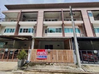 ขาย ทาวน์โฮม เดอะริคโค้ ทาวน์ วัชรพล 20.6 ตร.ว วิวหน้าสวน ใกล้จุดขึ้น-ลงทางด่วนรามอินทรา-ฉลองรัช