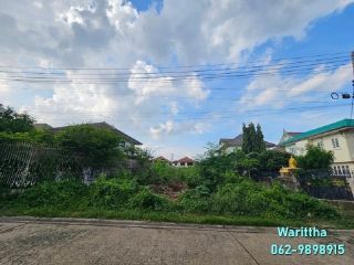 ขายที่ดินถม ในโครงการศุภาลัยบุรี คลองสี่ เนื้อที่ 87.2 ตรว.  รูปแปลงสี่เหลี่ยมผืนผ้าสวย