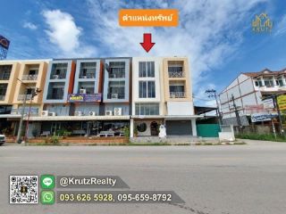 ขายอาคารพาณิชย์ 1 คูหา 3 ชั้น 2 ห้องนอน 3 ห้องน้ำ ต.ในเมือง อ.เมืองลำพูน จ.ลำพูน