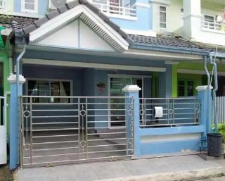 ทาวน์เฮ้าส์ 2 ชั้น หมู่บ้านซื่อตรง นวมินทร์ 143 จ่าย 0 บาท เข้าอยู่ได้เลย