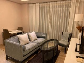 For sale H Sukhumvit 43 ตกแต่งสวยหรู เฟอร์และเครื่องใช้ไฟฟ้าครบ LH-SW000574
