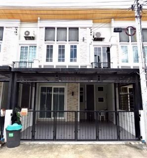 ขายทาวน์โฮม 2 ชั้น ซอยนวมินทร์ 42 โครงการ Golden Town2 ลาดพร้าว-เกษตรนวมินทร์ พื้นที่ใช้สอย 113 ตรม.4 ห้องนอน 2 ห้องน้ำ