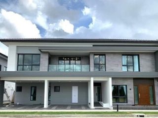 WW724A  ขาย บ้านเดี่ยว 2 ชั้น หมู่บ้านเดอะซิตี้ บางนา (โครงการใหม่) ถนนกาญจนาภิเษก ใกล้เมกาบางนา
