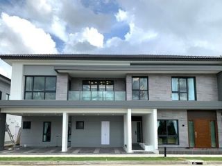 WW723A  ขาย บ้านเดี่ยว 2 ชั้น หลังมุม หมู่บ้านเดอะซิตี้ บางนา (โครงการใหม่) ถนนกาญจนาภิเษก ใกล้เมกาบางนา