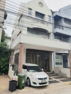 WW639D  ขาย หมู่บ้านทาวน์อินทาวน์ ถนนทาวน์อินทาวน์ ซอย 8/1