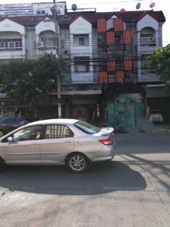 อาคารพาณิชย์ อาคารพาณิชย์ลาดพร้าว-วังหิน 0BEDROOM ขนาด 0 ไร่ 0 งาน 19 sq.wa 7500000 B. ไม่ไกลจาก ไปรษณีย์โชคชัย4 ราคางาม กรุงเทพ