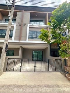 WW624D  เช่า ทาวน์โฮม 3ชั้น หมู่บ้านพรีเมี่ยม เพลส พหลโยธิน-รามอินทรา ถนนเทพารักษ์