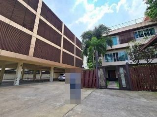 WW67D ขาย ออฟฟิศพร้อมบ้านเดี่ยว สุขุมวิท 101 บ้านเดี่ยวมีสระว่ายน้ำส่วนตัว