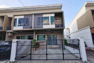 ให้เช่าทาวน์โฮม2ชั้น หมู่บ้านอินดี้ เลียบคลองสาม รังสิต ในเครือ LAND & HOUSE ใกล้บิ๊กซีคลอง3