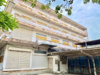 ให้เช่าโรงงานทอผ้า พระรามที่ 2 บางมด  มีใบรง.4-อนามัยครบ มีลิฟทุกชั้น พื้นที่ใช้สอยรวม 1800 ตรม. สามารถทำเป็นการ์เม้นท์ครบวงจรได้เลย