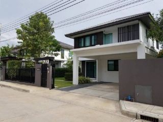 ขายบ้านพร้อมผู้เช่ารายปี โครงการมัณฑนา บางนา กม.7 ตกแต่งสวยเฟอร์เจอร์เครื่องใช้ไฟฟ้าครบ ใกล้ Mega Bangna