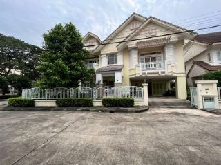 WW935D ขาย บ้านเดี่ยว หลังมุม หมู่บ้านพาร์คเวย์ ชาเล่ต์ ซอย รามคำแหง 190/1