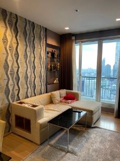 For sale  Rhythm Sathorn ห้องแต่งสวย เฟอร์นิเจอร์ครบ พร้อมเข้าอยู่ LH-SW000587