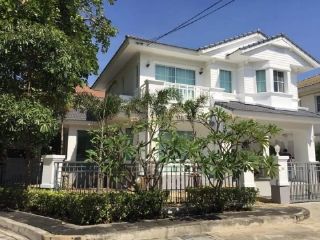 WW37F ขายบ้านเดี่ยว 2 ชั้น ในโครงการ มัณฑนา อ่อนนุช-วงแหวน (สุขาภิบาล 2)
