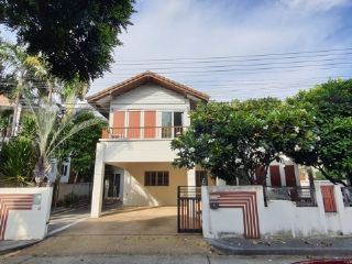 DD-0065 ขายบ้าน 4 ห้องนอนหลังใหญ่ หมู่บ้านลานนาซิตี้ปาร์ค ซอย รพ.ลานนา อ.เมือง เชียงใหม่