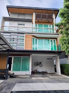 WW713  ขาย บ้านเดี่ยว 3 ชั้น หมู่บ้านเดอะ แกลเลอรี่ เฮ้าส์ แพทเทิร์น ซอยลาดพร้าว 1 แยก31