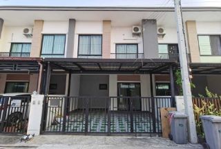 ให้เช่าทาวเฮ้าส์ 2 ชั้น หมู่บ้านยูนิโอทาวน์ ลำลูกกาคลอง4 ใกล้โรงเรียนแย้มสะอาด