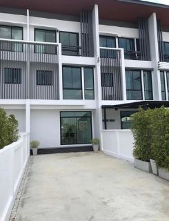 LV52525 ให้เช่า Townhome 3 ชั้น โครงการ Cozy สตรีวิทยา 2 ซอย 23 ใหม่เอี่ยม ลาดพร้าว กรุงเทพมหานคร