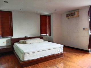 ขาย Townhome หลังมุม หมู่บ้านกฤษณา ซอยกรุงเทพกรีฑา 15