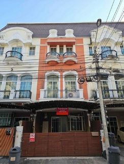 LV52565 ให้เช่าทาวน์เฮาส์ 3 ชั้น เดอะเมโทร พระรามเก้า ติดกับมหาวิทยาลัยสแตมฟอร์ด วิทยาเขตพระราม 9
