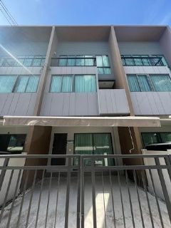 LV52588 ให้เช่า ทาวน์โฮม 3 ชั้น Baan Klang Muang Rama 9 - Krungthep Kreetha ใกล้พระราม 9