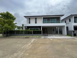 LV52661 ให้เช่า บ้านเดี่ยวหลังมุม Centro วิภาวดี ใกล้ Harrow International School รถไฟฟ้า สถานีดอนเมือง
