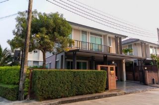 LV52692 ให้เช่า บ้านเดี่ยว ทำเลดี ภัสสร เพรสทีจ ลุกซ์ พัฒนาการ 44 เชื่อมต่อ สุขุมวิท-พระราม9-ศรีนครินทร์