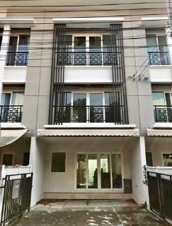 LV52698 ให้เช่า บ้านกลางเมือง พระราม 9 BAAN KLANG MUANG RAMA 9 โครงการติดถนนพระราม 9 เลียบมอเตอร์เวย์