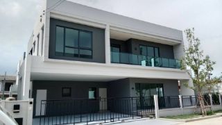 LV52770 ขาย บ้านเดี่ยว เซนโทร บางนา Centro Bangna ทำเลติด Mega บางนา