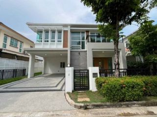 บางกอกบูเลอวาร์ด สาทร  ปิ่นเกล้า 1  บ้านเดี่ยวรีโนเวทใหม่