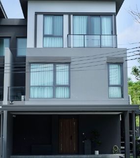 BS1047 ขายบ้านแฝด 3 ชั้น บ้านกลางเมือง The Edition บางนา ใกล้ Mega บางนา บ้านสวยพร้อมอยู่ เฟอร์ครบ ทำเลดีที่สุดในโครงการ