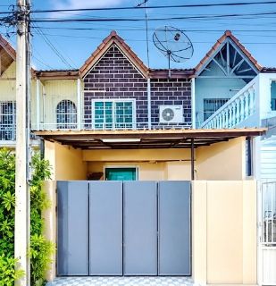 MRT รามคำแหง 1.5 กม.ทาวน์เฮ้าส์ 2 ชั้น 3 นอน 2 น้ำ 16 ตร.ว.เดินทางสะดวก  ใกล้ ม.อัสสัมชัญ เอแบค หัวหมาก 500 ม.