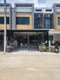 ทาวน์โฮม S GATE  พื้นที่ 20 ตาราง.วา 3500000 บ.   น่าอยู่มาก ปทุมธานี