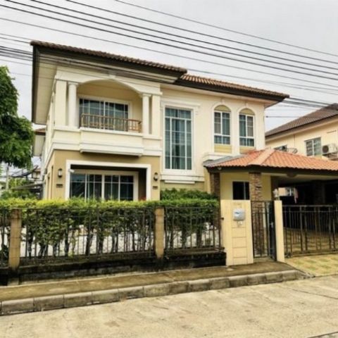 บ้าน ภัสสร 25   5500000 BAHT. 4 BR 2 ห้องน้ำ 52 ตร.ว. จัดหนักจัดเต็ม
