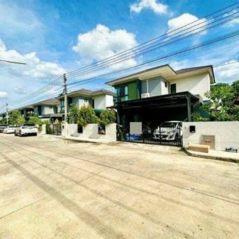 ให้เช่าบ้านเดี่ยว พร้อมเฟอร์ หมู่บ้านวราริน เลียบคลอง 2 รังสิต