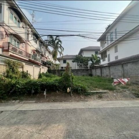 WW923S  ขาย ที่ดินทำเลทองใจกลางกรุงเทพ ที่ดินถมแล้วพร้อมปลูกบ้านหรือทำออฟฟิต ซอยรัชดา 18