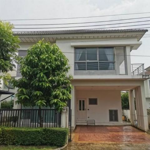 ให้เช่าบ้านเดี่ยว ซ.อ่อนนุช 80 หมู่บ้านเพอร์เฟค เพลส พัฒนาการ-ศรีนครินทร์  พื้นที่ใช้สอยประมาณ 160 ตรม. 2 ห้องนอน 1 ห้องทำงาน 3 ห้องน้ำ