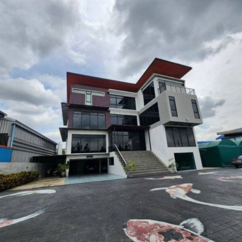 WW92A  ขาย ที่ดินพร้อมอาคารสำนักงานรวมที่พักอาศัย 4ชั้น ถนนสุขาภิบาล5 ซอย22 เข้าซอยเพียง 300 เมตร
